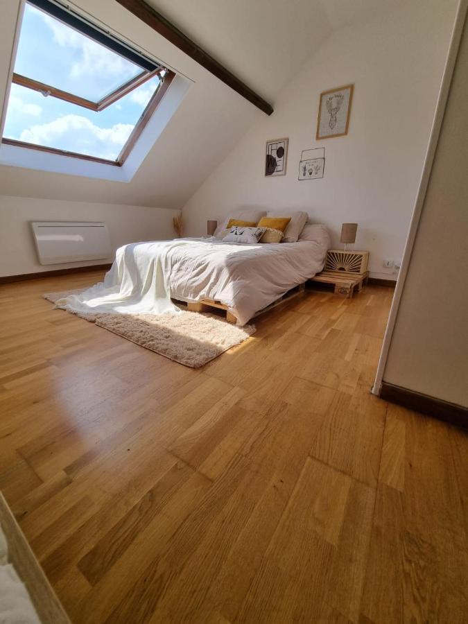 Duplex 40M2 Cocooning Coeur De Ville Avec Parking Neauphle-le-Chateau Екстер'єр фото